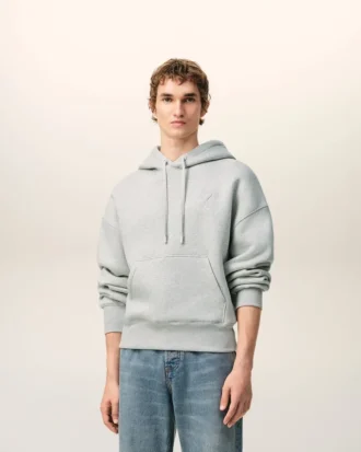 grijze katoenen ami de coeur hoodie met relif 2 330x413 - Grijze katoenen Ami de Coeur Hoodie met reli&euml;f